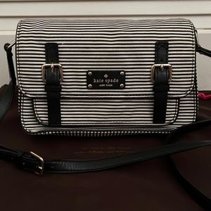 EUC black and white Kate Spade crossbody